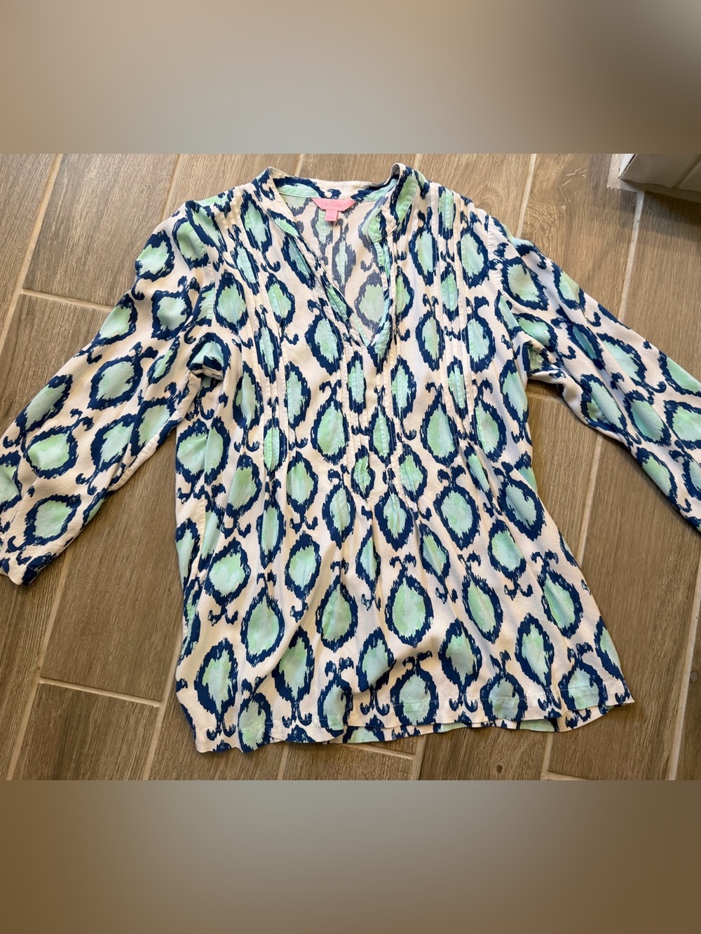 Lilly Pulitzer Blue & Mint Patterned V-Neck Blouse